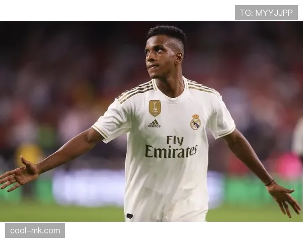 维尼修斯与罗德里戈:巴西双星闪耀赛场,未来可期