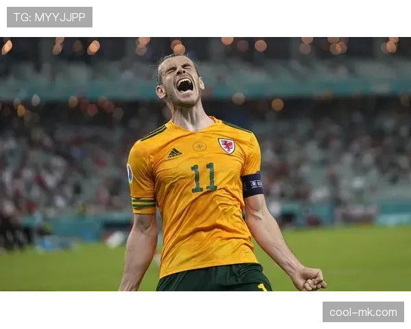 皮克展现防守精髓，助球队后防线状态回暖表现稳健